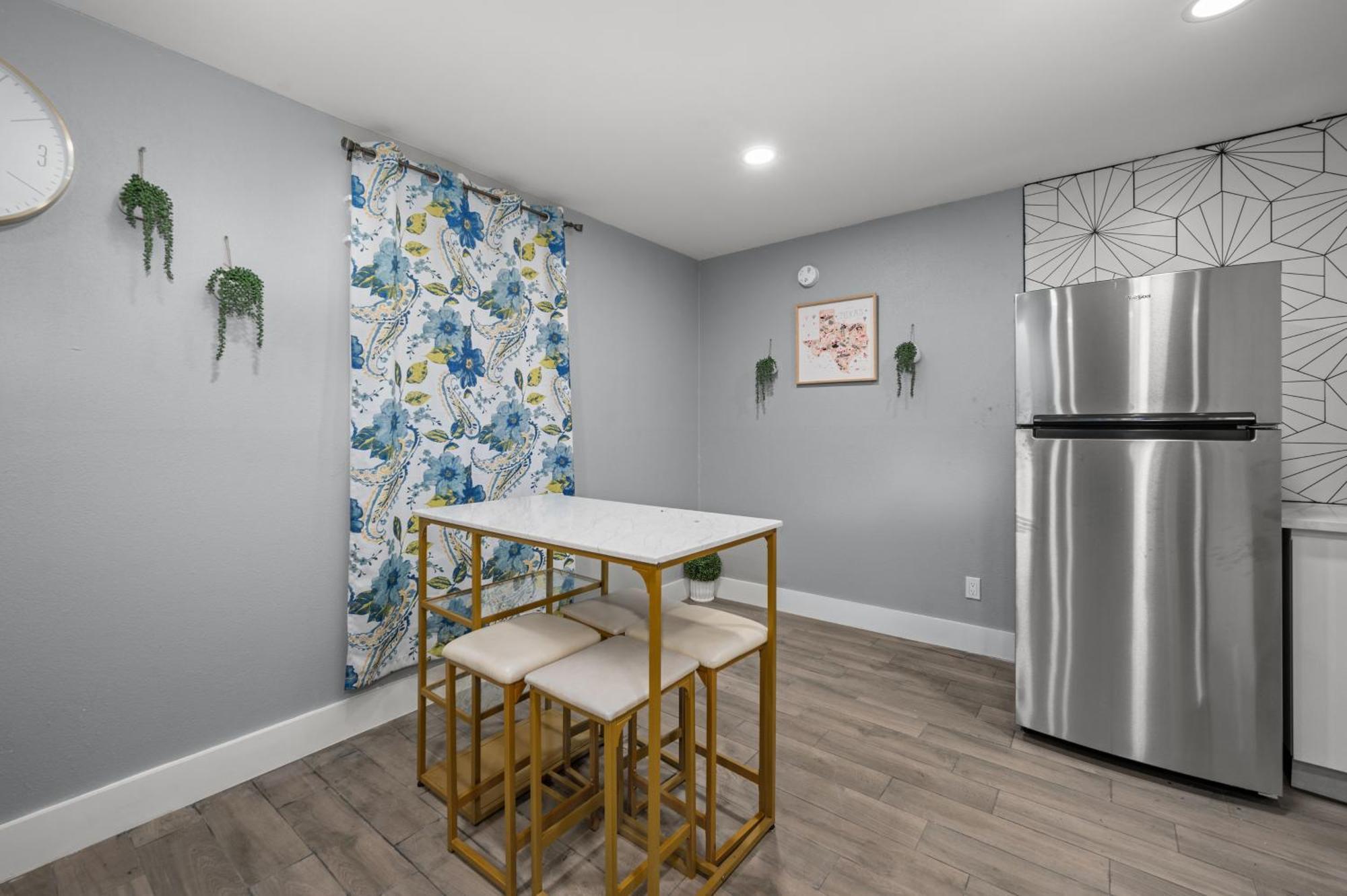 Comfortable 2Br Uptown Escape With Free Park Houston Eksteriør bilde